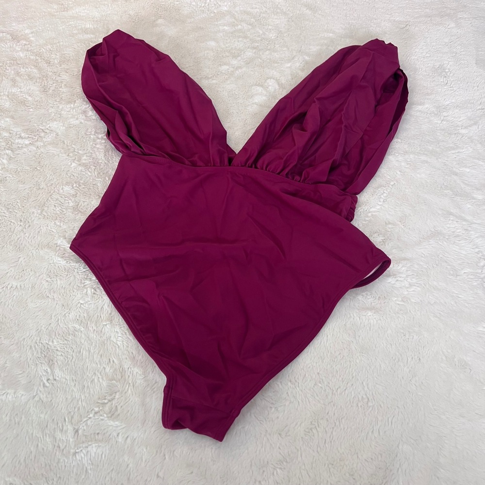 Cupshe‎ Womens Ruffle V-Neck One Piece Swimsuit & Bikini Top Set Plum Large NEW - Picture 3 of 15
